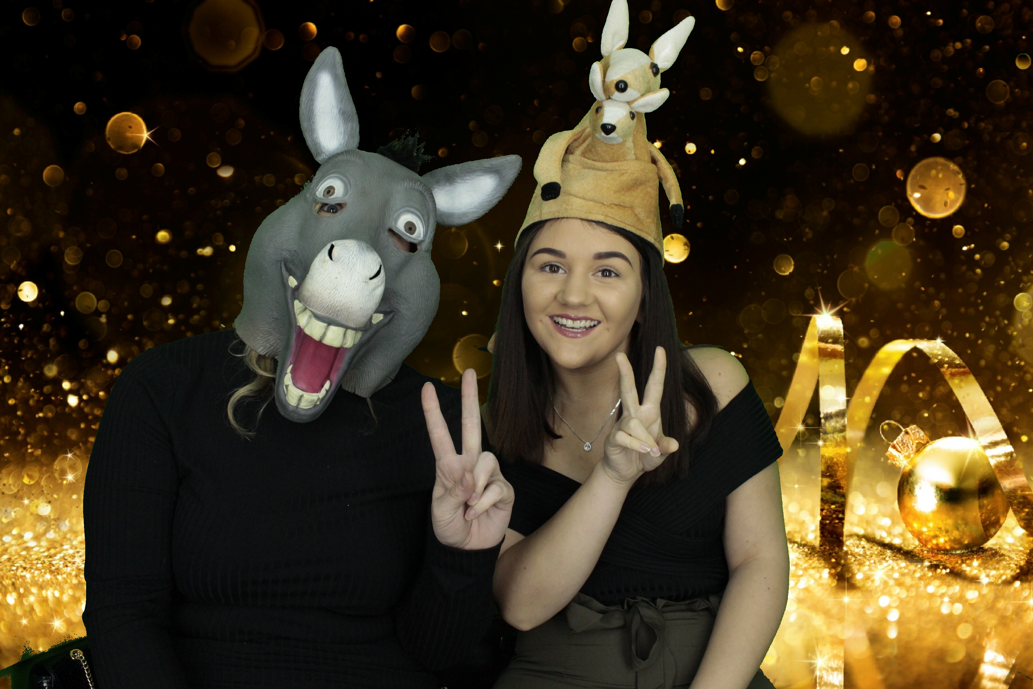 New Years Eve Party Silvermere | View more photos from the event at gallery.myphotoboothexperience.co.uk/u/MyPhotoBoothExperienceLtd/New-Years-Eve-Party-Silvermere